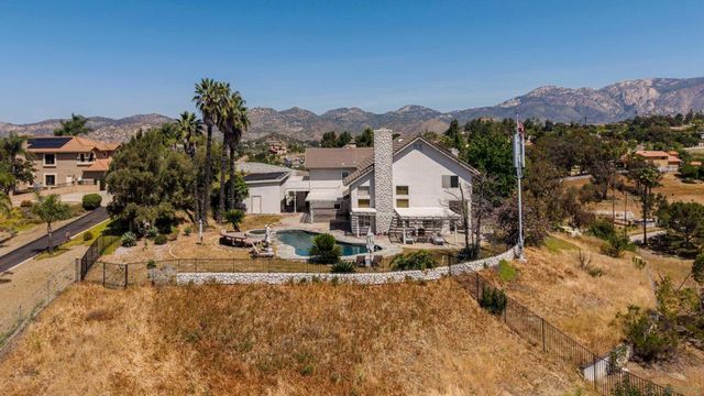 9448 Quail Canyon Road, El Cajon, CA 92021