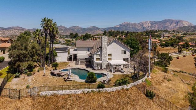 9448 Quail Canyon Road, El Cajon, CA 92021