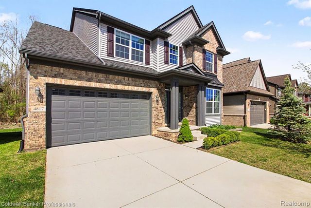 4817 W Stonegate Circle, Lake Orion, MI 48359