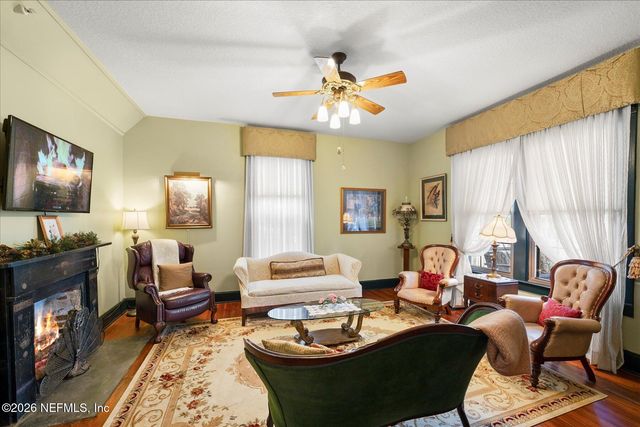 103 S MAGNOLIA Avenue, Green Cove Springs, FL 32043