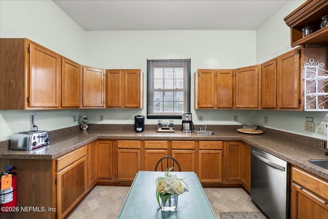 103 S MAGNOLIA Avenue, Green Cove Springs, FL 32043