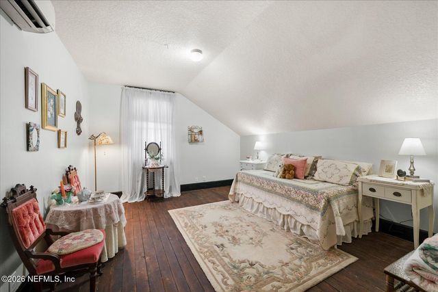 103 S MAGNOLIA Avenue, Green Cove Springs, FL 32043