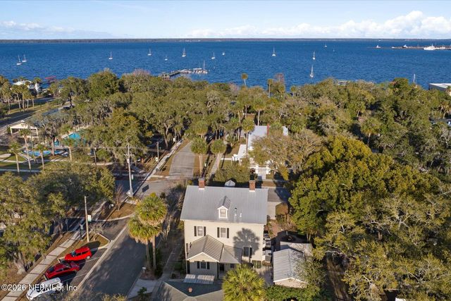 103 S MAGNOLIA Avenue, Green Cove Springs, FL 32043