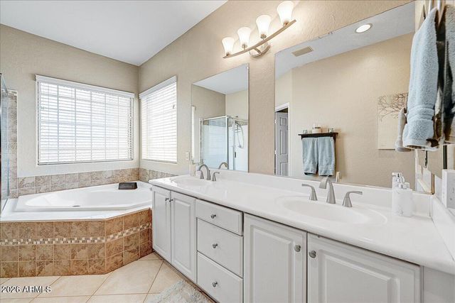 4409 E WILLIAMS Drive, Phoenix, AZ 85050