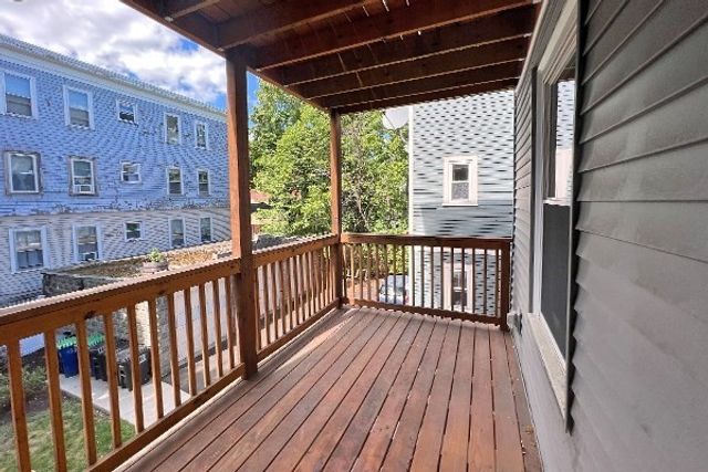 17 Ashland St 02, Somerville, MA 02144