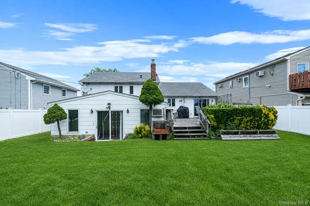 68 Myles Avenue, Levittown, NY 11756