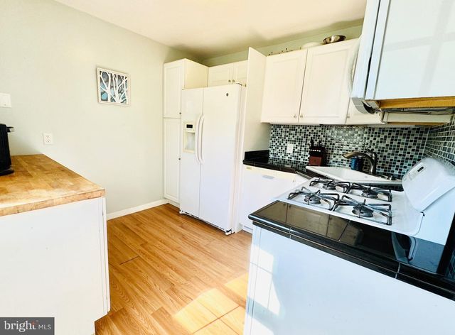 3426 LOGANVIEW DR, Baltimore, MD 21222