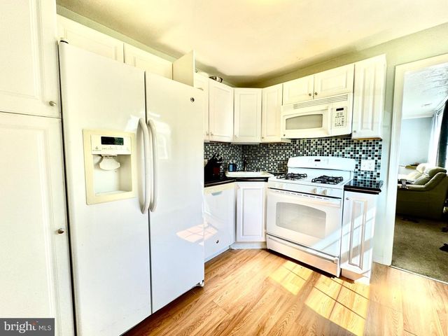 3426 LOGANVIEW DR, Baltimore, MD 21222