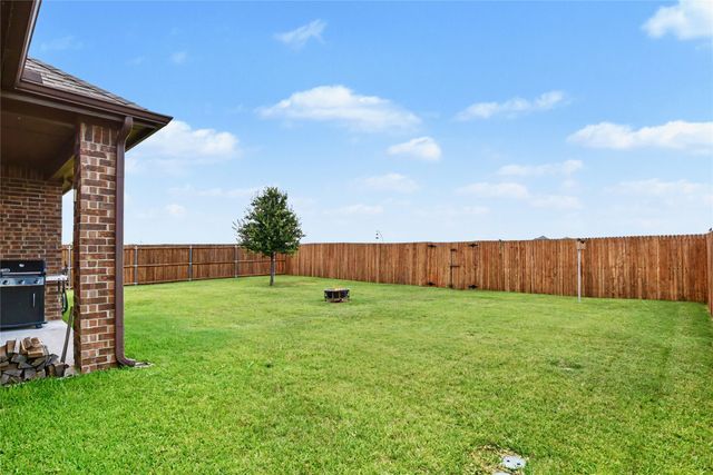 4016 Woodford Drive, Forney, TX 75126