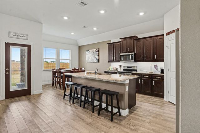4016 Woodford Drive, Forney, TX 75126