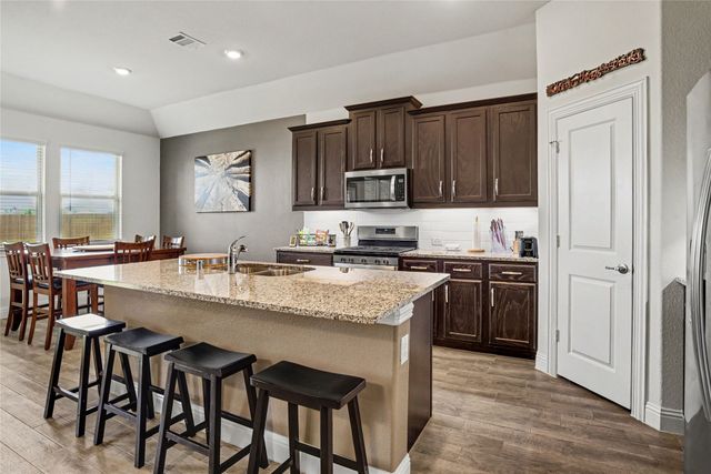4016 Woodford Drive, Forney, TX 75126