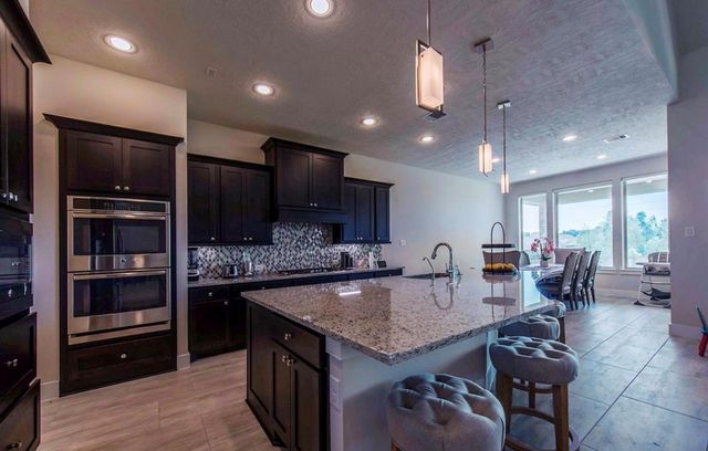26 Botanical Vista Drive, Tomball, TX 77375