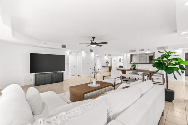 7201 Promenade Drive E 302, Boca Raton, FL 33433