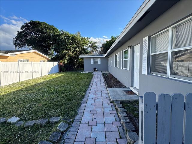 710 NE 25th St 1-2, Pompano Beach, FL 33064