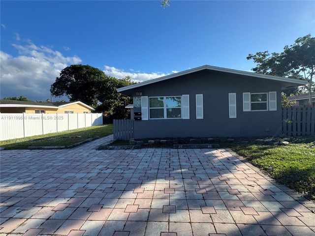 710 NE 25th St 1-2, Pompano Beach, FL 33064
