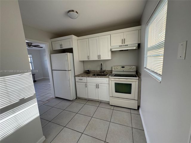 710 NE 25th St 1-2, Pompano Beach, FL 33064