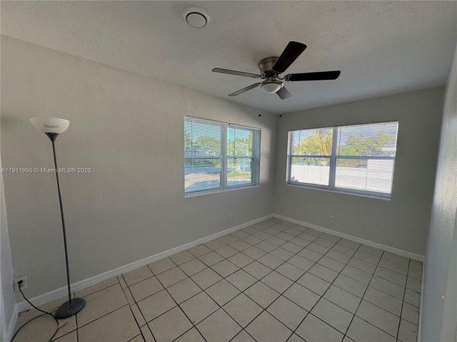 710 NE 25th St 1-2, Pompano Beach, FL 33064