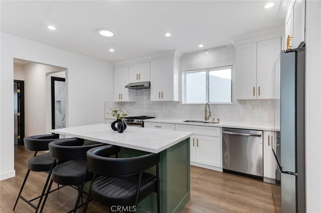 6204 Beeman Avenue, Valley Glen, CA 91606