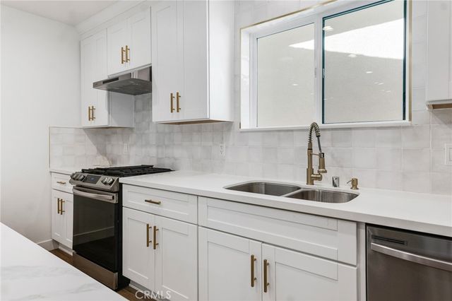 6204 Beeman Avenue, Valley Glen, CA 91606