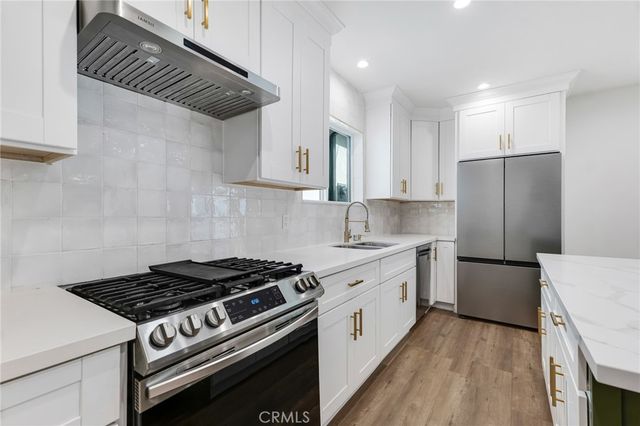 6204 Beeman Avenue, Valley Glen, CA 91606