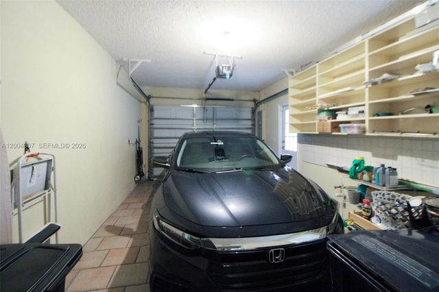 9929 NW 49th Ter, Doral, FL 33178