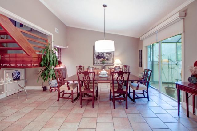 9929 NW 49th Ter, Doral, FL 33178