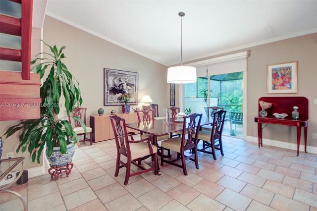 9929 NW 49th Ter, Doral, FL 33178