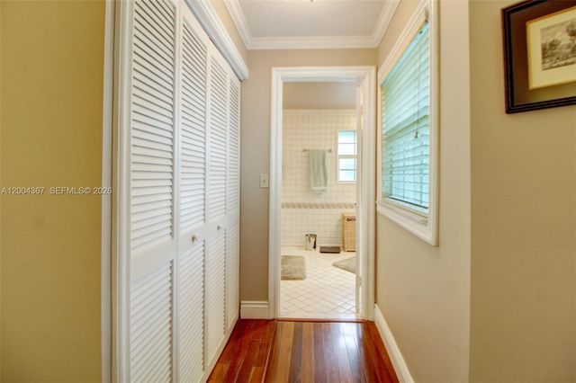 9929 NW 49th Ter, Doral, FL 33178