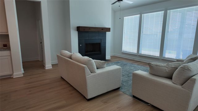 341 Aurora Hills Trail, Burleson, TX 76028