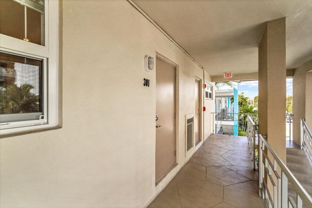 2600 Diana Drive 301, Hallandale Beach, FL 33009
