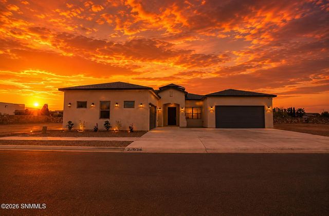 6225 Belvedere Loop, Las Cruces, NM 88012