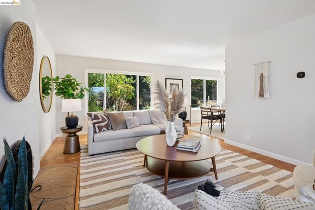 2333 Lariat Ln, Walnut Creek, CA 94596