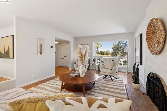 2333 Lariat Ln, Walnut Creek, CA 94596