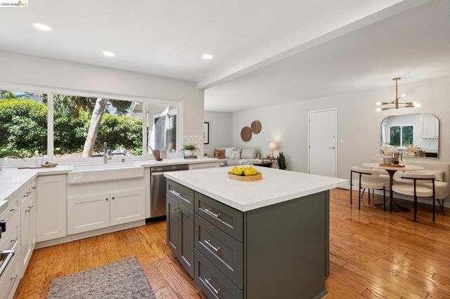 2333 Lariat Ln, Walnut Creek, CA 94596