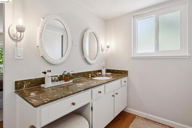 2333 Lariat Ln, Walnut Creek, CA 94596