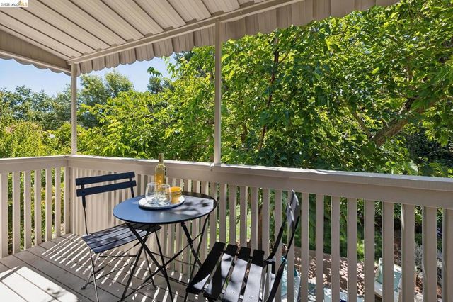 2333 Lariat Ln, Walnut Creek, CA 94596
