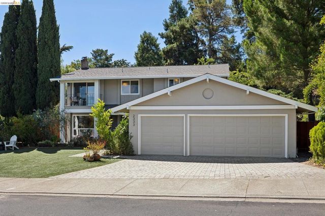 2333 Lariat Ln, Walnut Creek, CA 94596