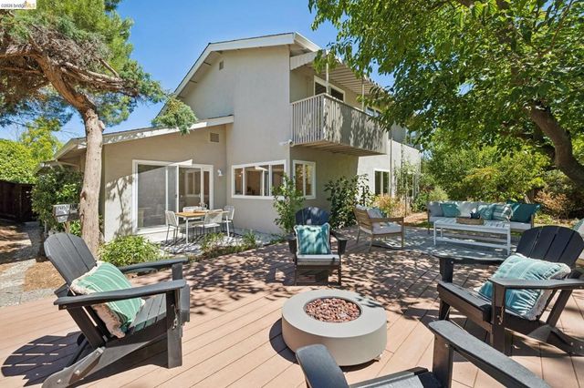 2333 Lariat Ln, Walnut Creek, CA 94596
