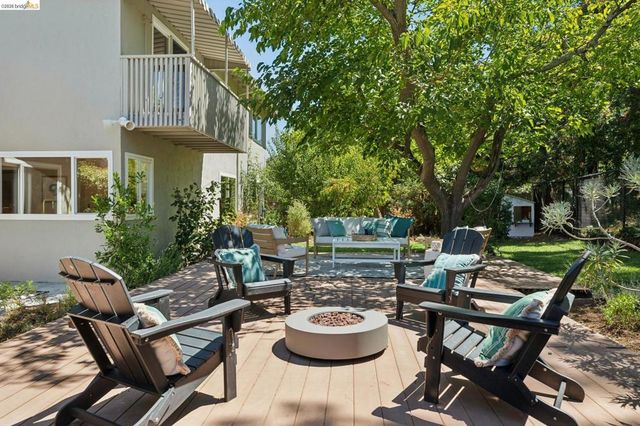 2333 Lariat Ln, Walnut Creek, CA 94596