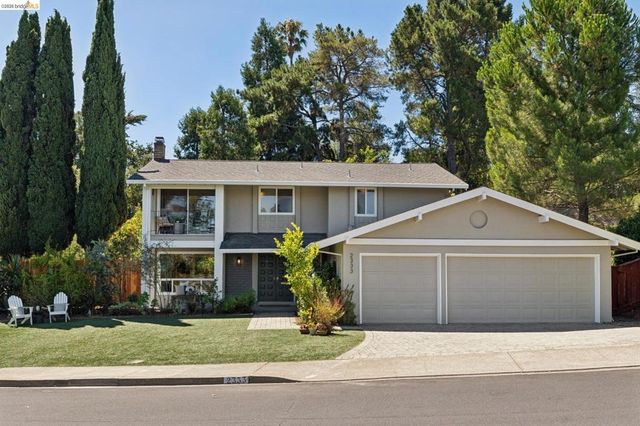 2333 Lariat Ln, Walnut Creek, CA 94596