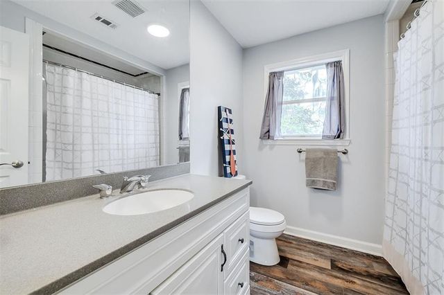 1090 Goldfinch Loop NE, Townsend, GA 31331