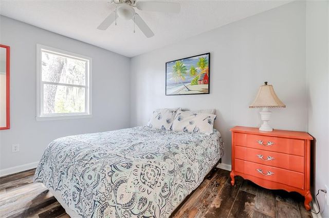 1090 Goldfinch Loop NE, Townsend, GA 31331