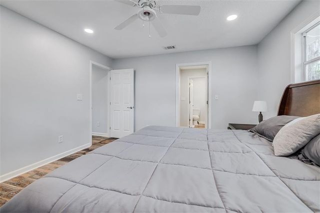 1090 Goldfinch Loop NE, Townsend, GA 31331