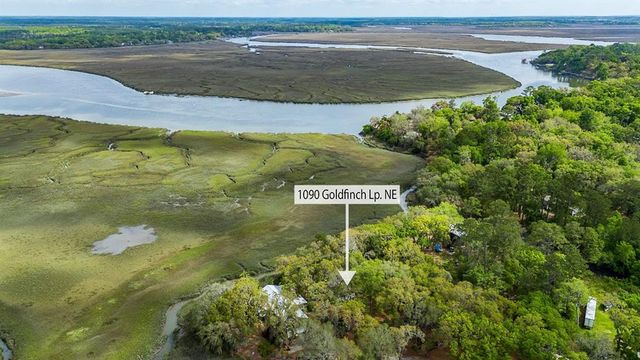 1090 Goldfinch Loop NE, Townsend, GA 31331