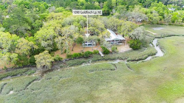 1090 Goldfinch Loop NE, Townsend, GA 31331