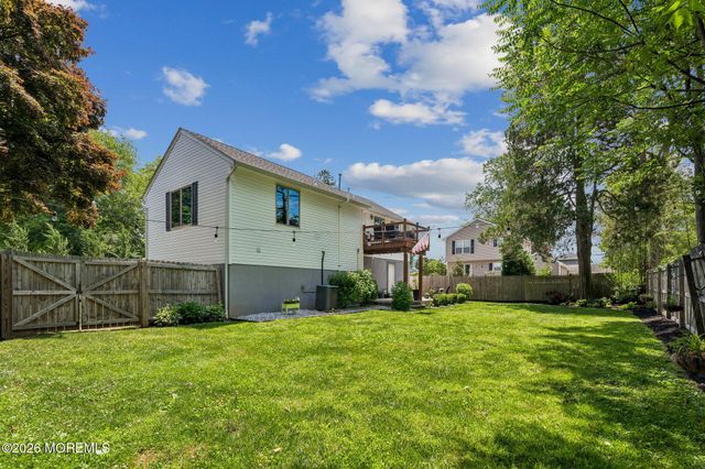 6 Clover Street, Tinton Falls, NJ 07724