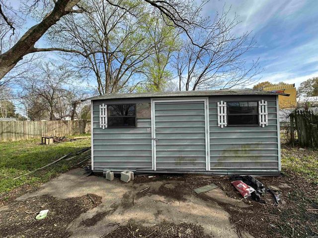 118 E Bethany Road, North Little Rock, AR 72117