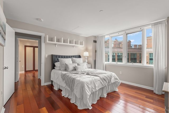 10 Rogers St PH19, Cambridge, MA 02142