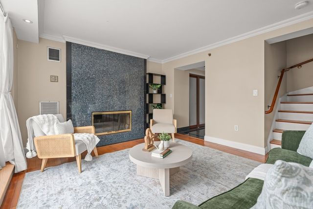 10 Rogers St PH19, Cambridge, MA 02142