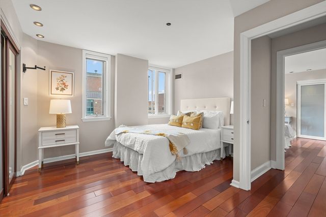 10 Rogers St PH19, Cambridge, MA 02142